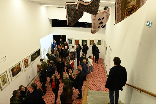 Vue de l’exposition Benjamin Lacombe et le Victorien lors de l’inauguration, au château d’Hardelot.